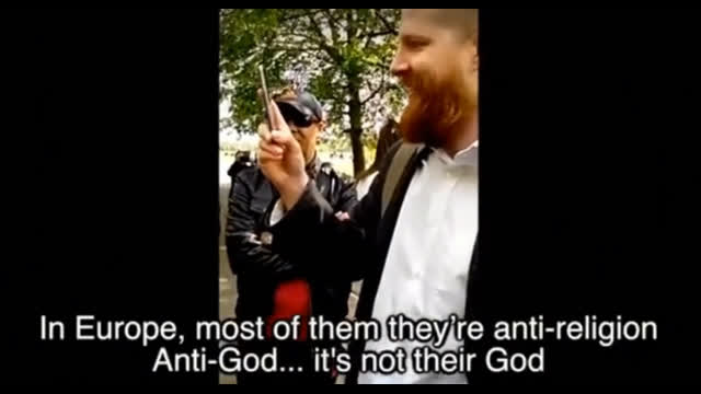 Funniest Video i've seen in a while - Hyde Park, London, UK -- 2015