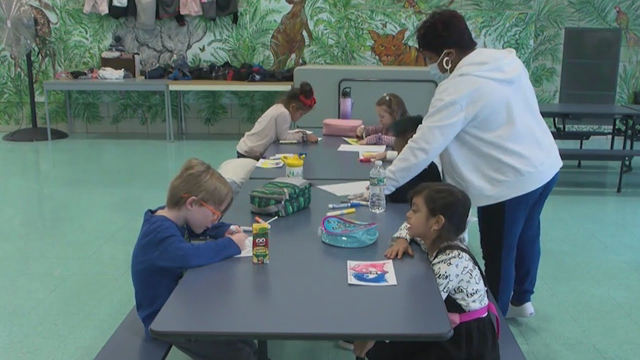 East Irondequoit students combat antisemitism with V-day cards