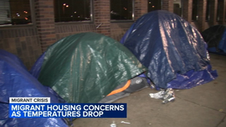 Migrants sleep outside as temperatures drop in Chicago: 'We tremble from the cold'