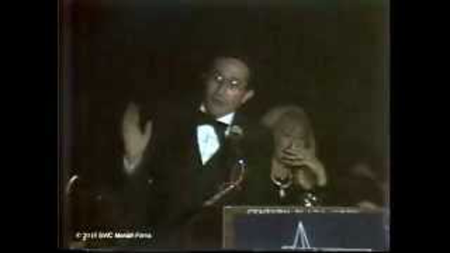 1980: Elizabeth Taylor and Rabbi Marvin Hier at Simon Wiesenthal Center Banquet