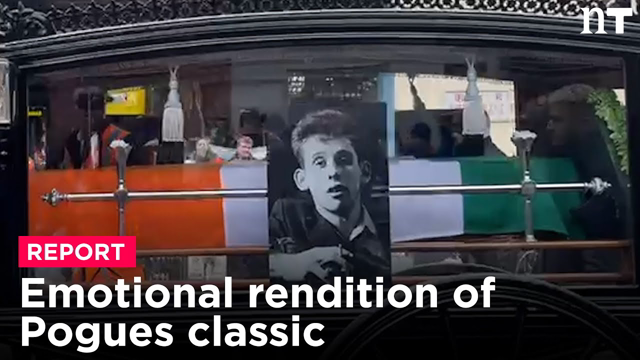 Emotional rendition of Fairytale of New York as Dublin says goodbye to Shane McGowan| Newstalk