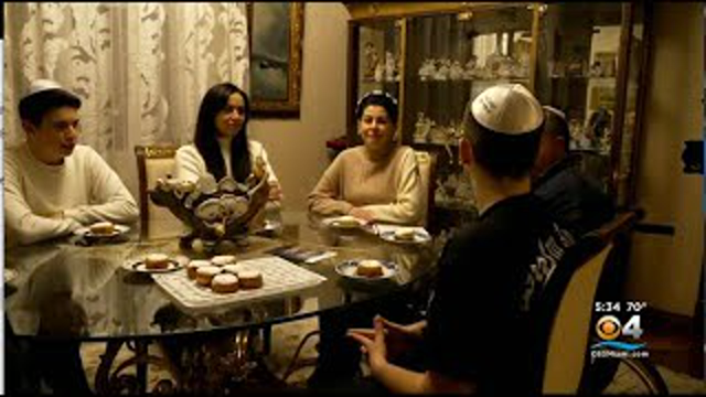 'Time Travelling' Jewish Family In Ukraine wants to kill Putin