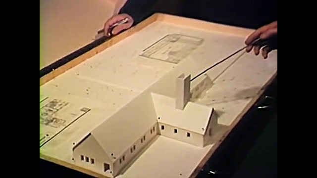 Prof. Faurisson explains the Auschwitz models [1985]