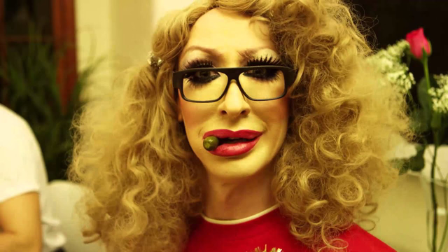Detox - This Is How We Jew It - [Official Music Video with Moovz] from Christmas Queens