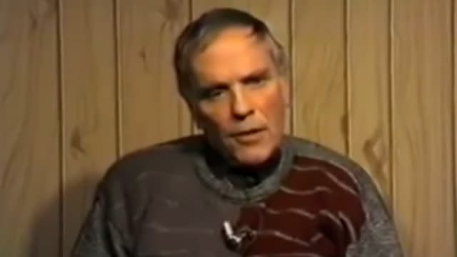 Truth About World War 2: Interview with Waffen SS UnterscharfÃ¼hrer Hans Von Der Heide (1985)