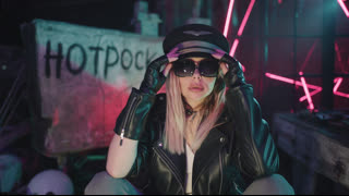 HoTpOcK's FRIDAY MUSIC & CLIPS