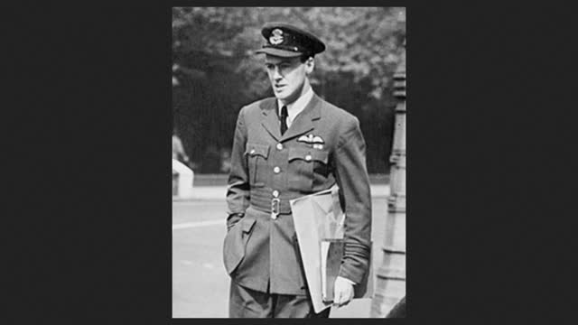 Roald Dahl admits Secret Intelligence Service / MI6 from private school to religion to royalty link, 1984 on Wogan