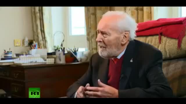 Tony Blair should be charged with war crimes says Tony Benn