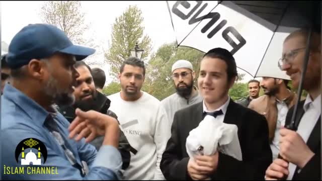 Jews VS Muslim Speakers Corner Hashim Round 1