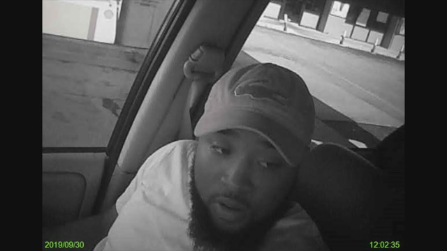 Alleged Chicago gang leader among dozens arrested in federal gun, drug investigation