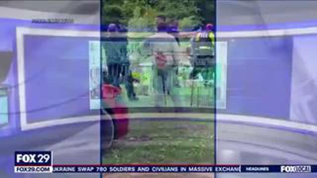 Nigger with a gun vs 2 nigglets with guns Nigglets take da bullet