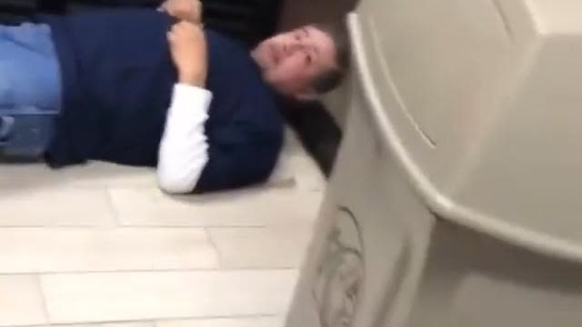 nigger KNOCKS OUT beaner FOR NO REASON