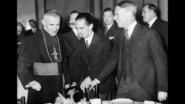 Î“Î¹ÏŒÎ¶ÎµÏ† Î“ÎºÎ±Î¯Î¼Ï€ÎµÎ»Ï‚ - Î•Î¯Î½Î±Î¹ Ï€Î±Î³Î±Î½Î¹ÏƒÎ¼ÏŒÏ‚;