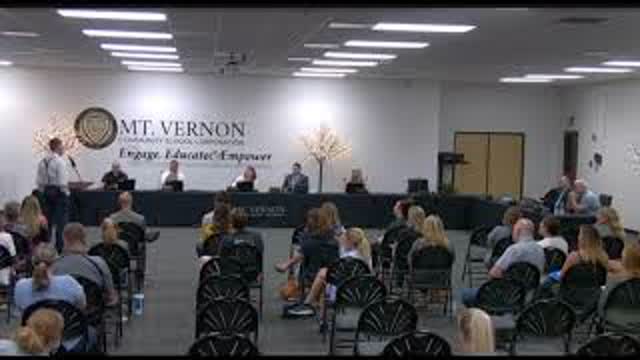 Doctor calls out CDC and school board at school board meeting with truth!