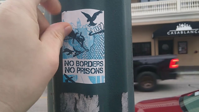 NO BORDERS NO PRISONS
