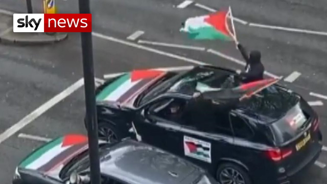 BREAKING: Four arrested over 'antisemitic abuse shouted from car' in London