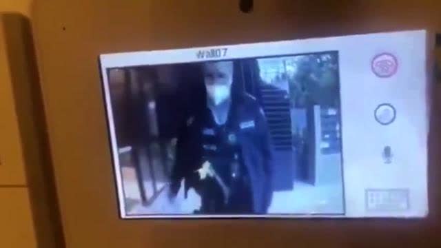 Australian Police Going Door To Door Finding Location Of Protests: Full Blown Communism (3rd Sept)