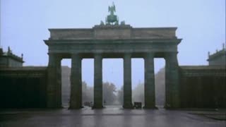 Adolf Hitler - Seven Nation Army