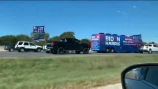 Biden Harris Bus Escorted Thru Texas By Trump Train Of SUV's ðŸ˜‚ðŸ˜‚ðŸ˜‚