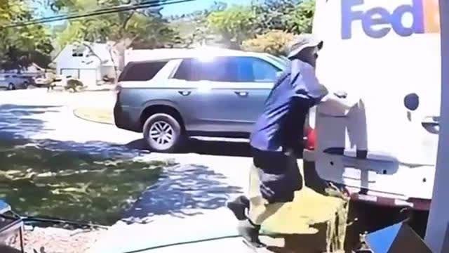 Fed Ex Driver Distracted, Apr 4, 2025