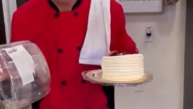 He exposes the ingredients in cake