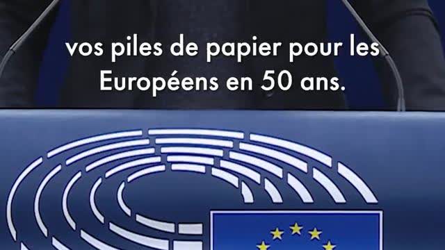 Trump a ridiculisé l'UE, il a fait en 1 jour plus que vos piles de papier à Bruxelles en 50 ans