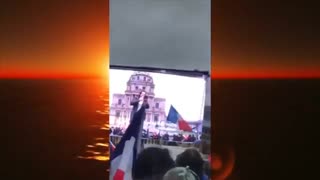 un ARTISTE parle des (artistes)