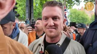Journalist Tommy Robinson Speaking to legacy media outside court today