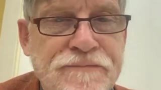 Discours de Macron : un modèle de propagande de guerre ! Clash Collon vs Macron