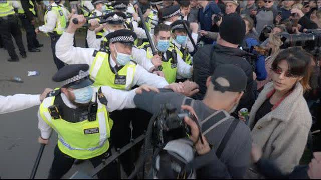 Hyde Park Violence: Anti-lockdown protesters clash with police in London