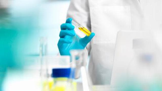 Un docteur australien parle d'un traitement efficace Ã  100% contre le covid-19