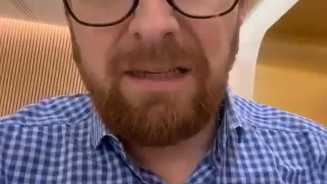 COLUCHE, DANIEL BALAVOINE... UNE PURGE POLITIQUE SOUS MITTERRAND ?