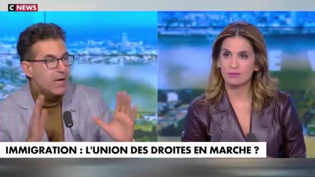 Les passeurs mafieux s'enrichissent avec un trajet qui est payé par les ONG des milliardaires