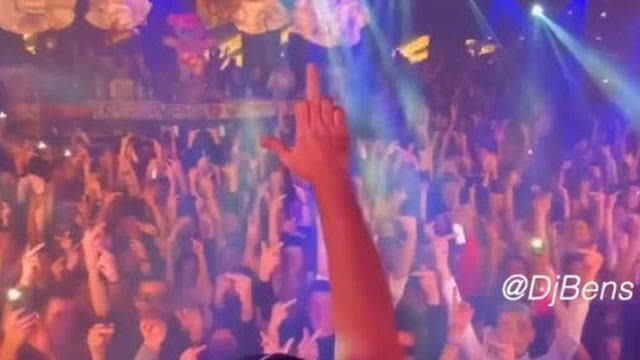 DjBens - un doit en l'air pour le gouvernement - F**K THE GOV