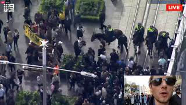 40,000 out in Sydney & Melbourne, Australia