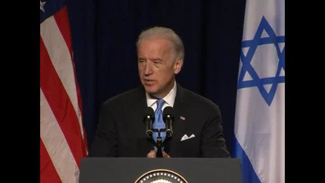 Dementiated Pedophile Speech At the Tel Aviv University (11/3/2010)