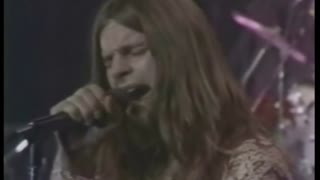 BLACK SABBATH  - "Hole in the Sky" (Live Video)