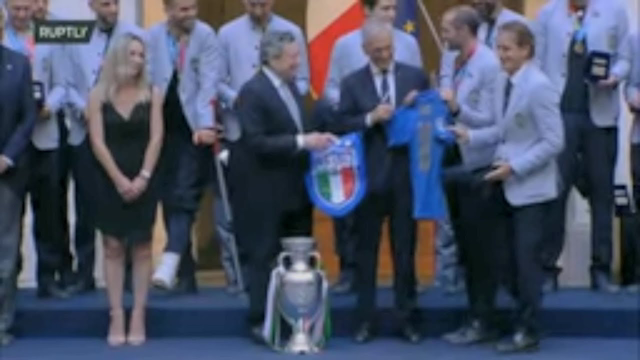 Italian $ucker team meets the dragon