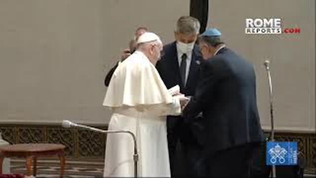 Pope Francis: "I'm Thinking of the Threat of Anti-Semitism..."