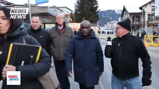 Larry Fink - Journos Confronted BlackRock's CEO in Davos