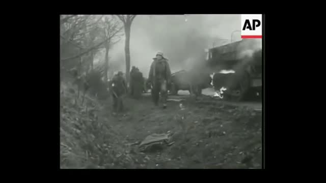 Waffen SS and Fallschirmjager troops in action%2C Western Front late 1944 1945