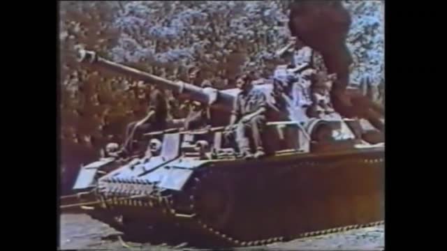 Field Repairs of Panzer IV during the war