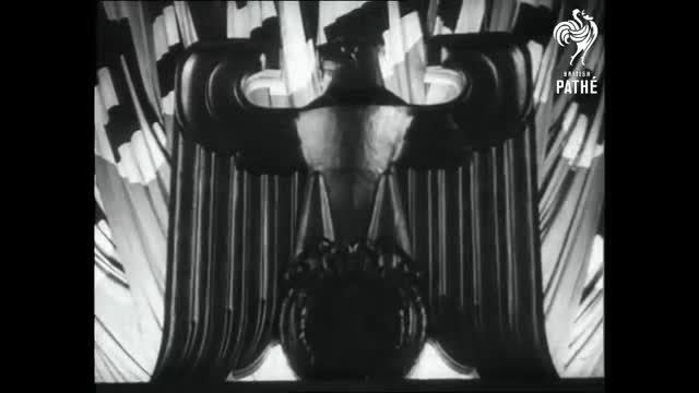 British PathÃ© Hitler Parade in Berlin 1938