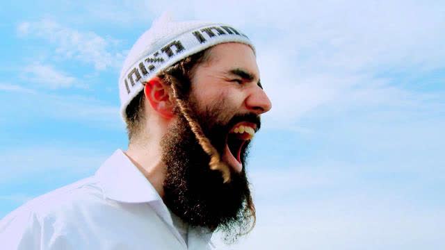 Jewish Man Flexes His #JewishPrivilege a Little Too Hard and People Aren't Having His Shit