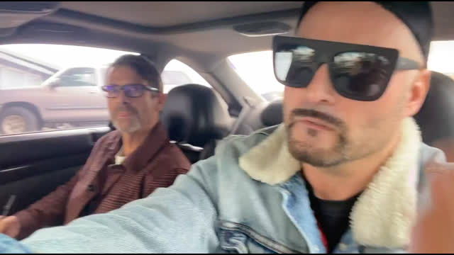 SLANDEROUS JOURNALIST âœ¡ï¸ FROM PRESS DEMOCRAT, PHIL BARBER, SHOWS UP @ HT'S HOUSE UN ANNOUNCED ðŸ‘Ž