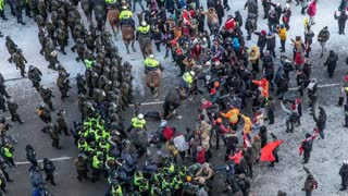 TURDEAU EATS A HORSE NUGGETðŸ´ ðŸ’©