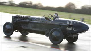 Jeremy Clarkson vs 'The Brutus' Bomber BMW (TOP GEAR)