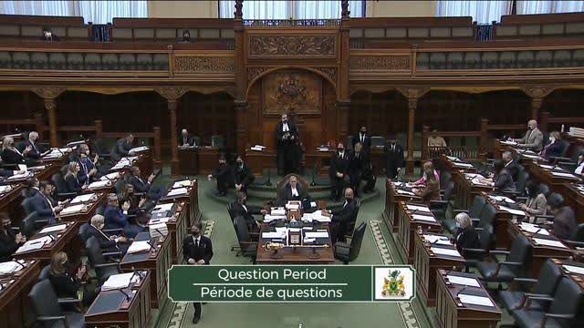 Freudian slip ?... and actually admit that the vaccines they forced on Canadians cause AIDS.