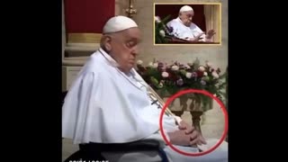 POPE HELL ?? HAD 3 HANDS❓