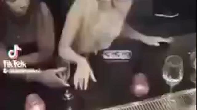 Heads up ladies. This could happen to you in a bar or nightclub. Be very careful